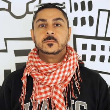 Arman Alizad: Eniten mieltä on avartanut työskentely krematoriossa