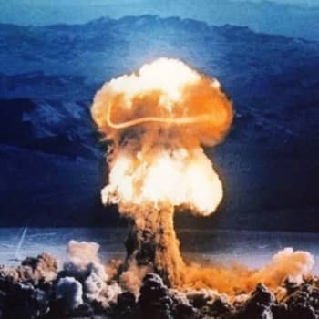 Ajankohtainen Ykkönen: Atomipommi - kirous vai siunaus?
