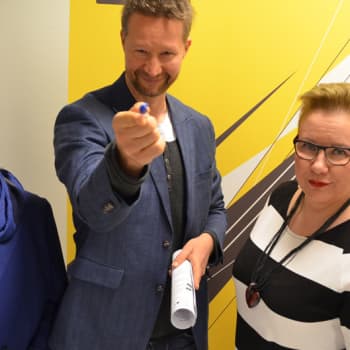 Politiikkaradio: Mepit jyrkkinä: Hallitusohjelmassa petos ja isoja riskejä