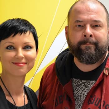 Katariina Souri: Täyspäiväinen mytologian tutkija, joka tekee myös musiikkia - A.W.Yrjänä