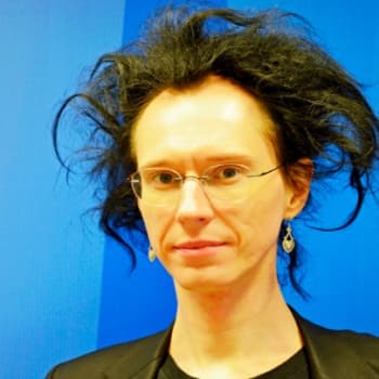 Yövieras: Syksy Räsänen ei ole tieteen myyntimies