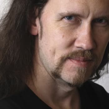 Viikon kirja: Kirjailja JP Koskinen ja Nadja Nowak keskustelevat romaanista Ystäväni Rasputin