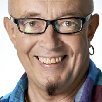 Roihan kirja: Kari Hotakainen: Luonnon laki