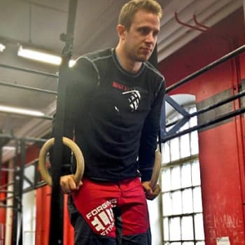 Liikuntatunti: Crossfittaaja on samanveroisesti voimistelija, painonnostaja ja pikajuoksija