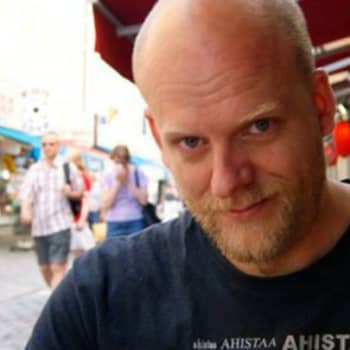 Tienviittoja: Kielitieteilijä Janne Saarikivi