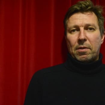 YLE Savo: Martti Suosalo kiertää maata Mielipuolena