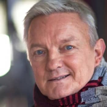 Viikon kirja: Kirjailija Hannu Väisänen ja Nadja Nowak keskustelevat romaanista Taivaanvartijat