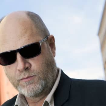 Onnen maalta Erottajalle: Markku Pölönen: Onnen maa