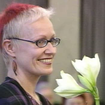 Taiteilijaelämää: Kirjailija Johanna Sinisalo