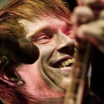 Yövieras: Anssi Kela -lauluja, Aku Ankkaa ja Nummelaa