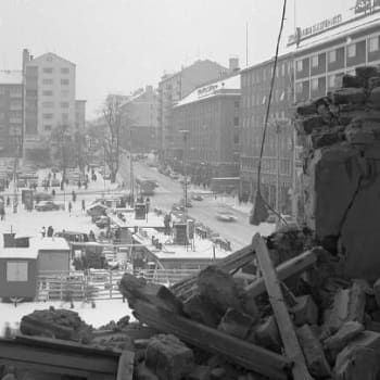 Turku 2011: Taistelu Turusta - Phoenix muistetaan yhä kauppatorin kaunistuksena