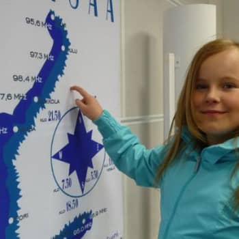 Radio Suomesta poimittuja: Iina Kangasharju, 11v., laulaa koulukiusaamista vastaan
