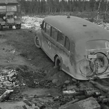 Jäämerentien autokuskit kertovat