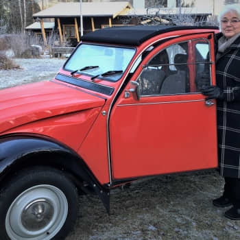 Pirkko Kivisen sydän sykkii rättisitikoille - "Päät kääntyvät ja kaikkialla vilkutetaan."