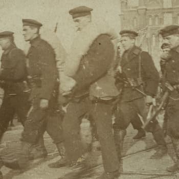 Malmin kaartin soppakokki kuulusteluissa (Ester Tanner)