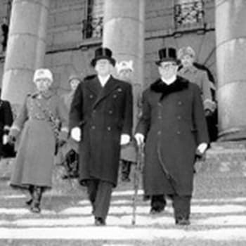 Suomi tällä vuosisadalla. Viisikymmenluku (1971)