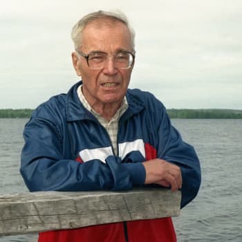 1995 Kalle Päätalo ja romaani Hyvästi, Iijoki