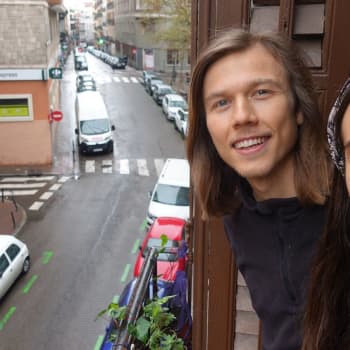 Erik Sjøholm skrev sång om coronaepidemin