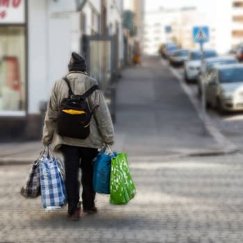 "Alla säger att du ska stanna hemma, men vad gör du om du inte har ett hem att stanna i? – coronaviruset drabbar de bostadslösa