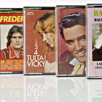 Soitetut levyt CREEDENCE CLEARWATER REVIVAL Bad moon rising DANNY Vähän ennen kyyneleitä DONNA SUMMER Rumour has it