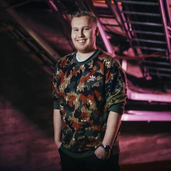 Tuoretta musiikkia Mahalialta, Glaydeniltä ja Seebiltä. Soitossa mm. Laascone, Regard ja Entäs Peltonen?