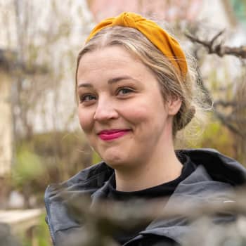Borgåbon Emilie Adolfsson fick Borgå stads konstnärsstipendium