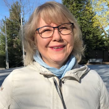 Toimeentulotuen hakeminen on vaikeaa ja se kuormittaa seurakuntien diakoniatyötä