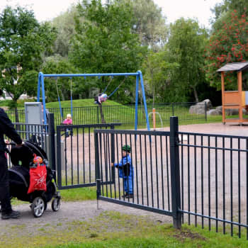 Vega Kväll med familjeinnehåll. hur påverkar närmiljön barnen uppväxt?
