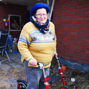 Ylitornion koronatilanne on rauhoittunut - kylänraitti heräilee pikkuhiljaa kesään