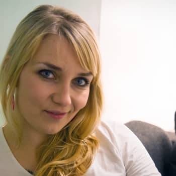Seksistä ei kannata puhua julkisesti - vieraana kirjailija Laura Gustafsson