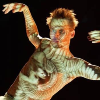 Kuusi kuvaa: Tanssitaiteilija Tero Saarinen edustaa kulttuurivientiä parhaimmillaan