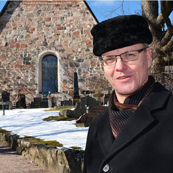 Sunnuntaivieras: Piispa Tapio Luoma: Jeesuksen matka Golgatalle kuvaa täysin nykymenoa