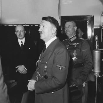 Hitlerin syntymäpäiväonnittelut Mannerheimille