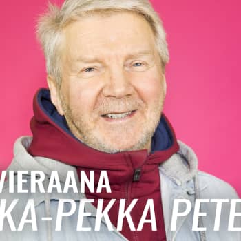 YleX Aamu: Vieraana Pirkka-Pekka Petelius: Ainakaan yleisö ei lähtenyt pois kesken kaiken