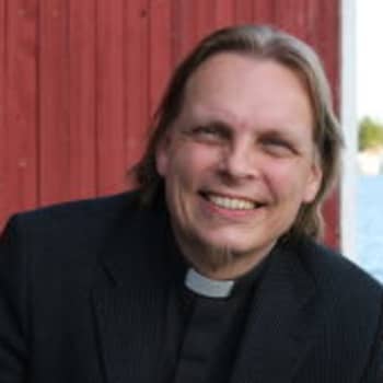 Kirkkoherra Kimmo Reinikainen: "He, jotka ovat olleet yksin, ovat nyt vielä enemmän yksin"