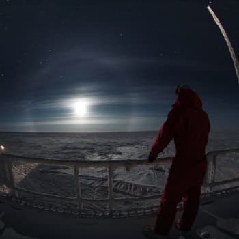 Antarktiksen kävijät kertovat tieteen tekemisestä äärirajoilla, upeista maisemista ja huimista lumimyrskyistä