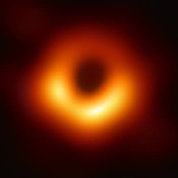 Mustan aukon kuva ei yllättänyt mutta avasi uuden tavan tutkia mustien aukkojen ympäristöä  