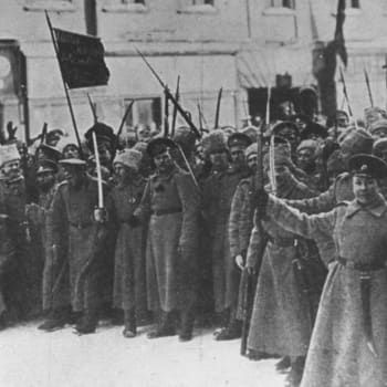 Kerenskistä Leniniin – maaliskuusta marraskuuhun 1917