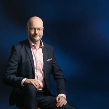 Tornion uusi kaupunginjohtaja Jukka Kujala korostaa yhteistyön merkitystä ja rakentaisi sillan myös Ruotsiin