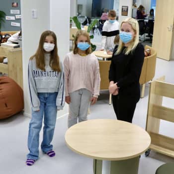 “Tänk att man kan få ha det så här fint” – Sannäs skola i Borgå verkar nu i ny byggnad