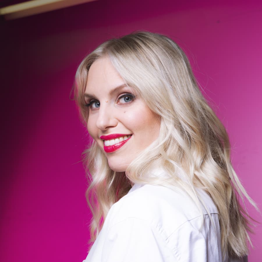 Raskaita uutuuksia mm. Architectsilta, postpunkia Yung Leanilta ja bimbocorea Scene Queenilta. Nova Twins valitsi 3 kovaa biisiä