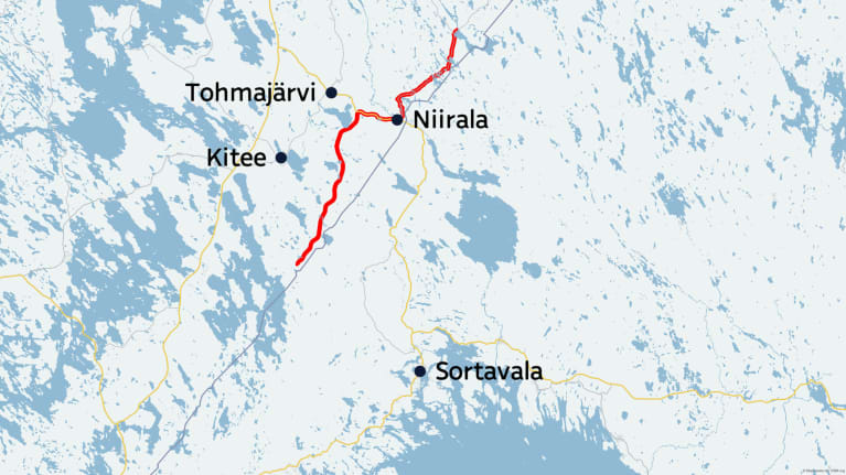 Toimittaja ajoi niin lähellä Venäjän rajaa kuin mahdollista ja taltioi ...