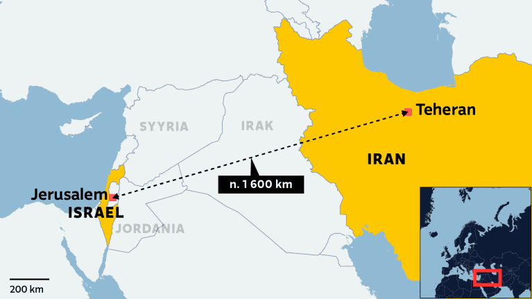 Kartalla Israelin ja Iranin pääkaupunkien välinen etäisyys