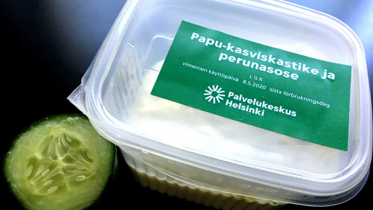 Kouluruoka-annos.