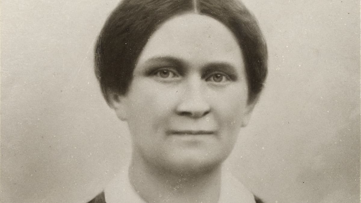 Fredrika Runeberg antoi äänensä kirjoituksissaan lukuisille naisille