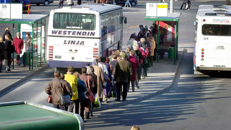 Talks fail, Finland's bus strike starts | Yle News | Yle