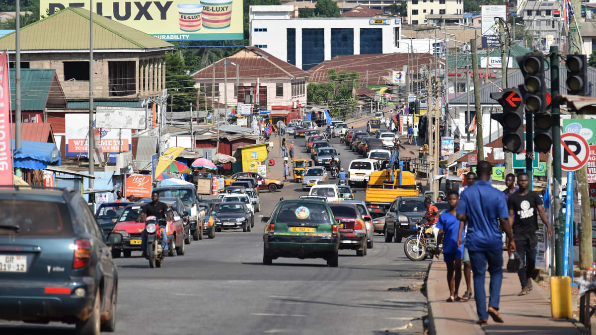 Liikennettä Hon kaupungissa Ghanassa