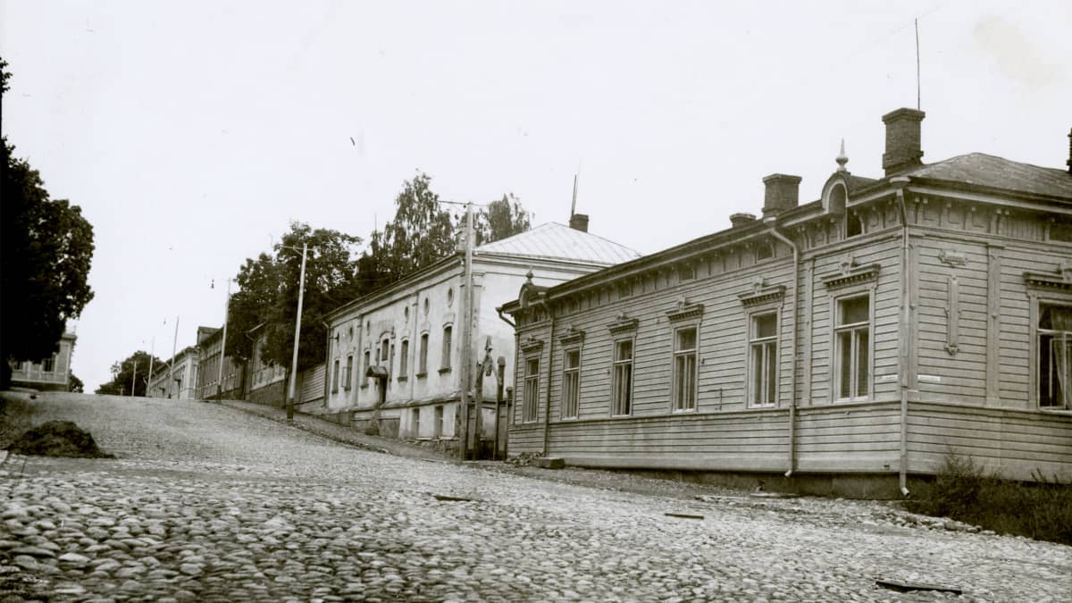 Vanha katunäkymä Hämeenlinnasta