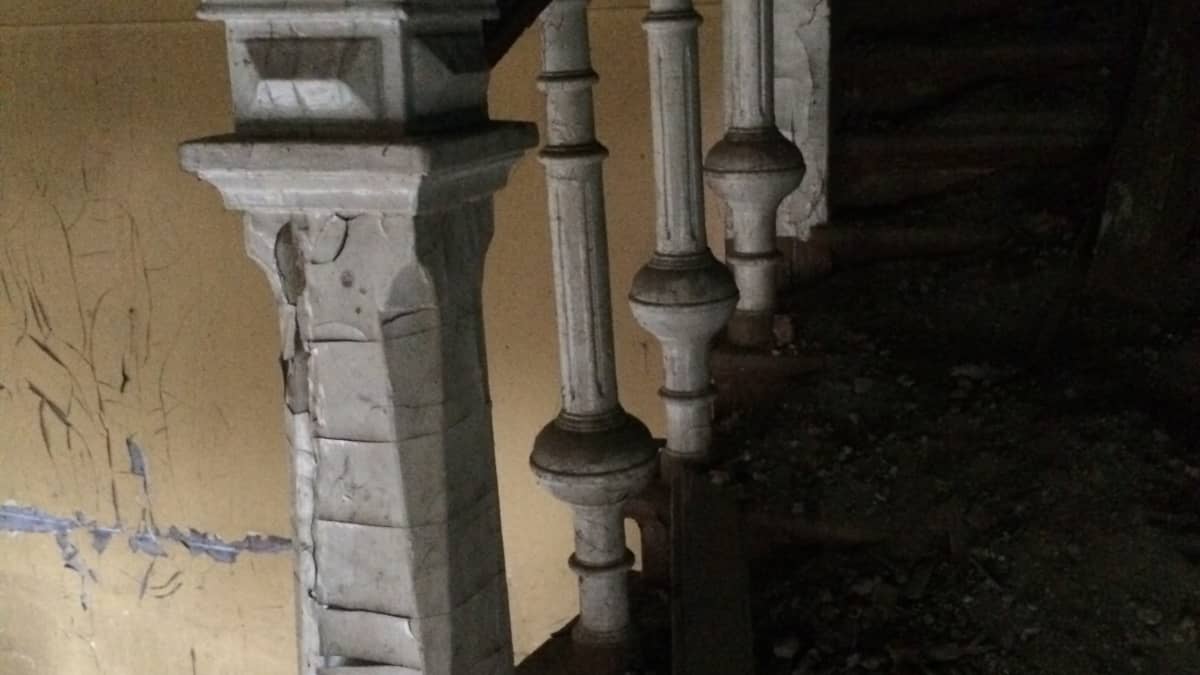 Kiiskilän kartanon portaikko 