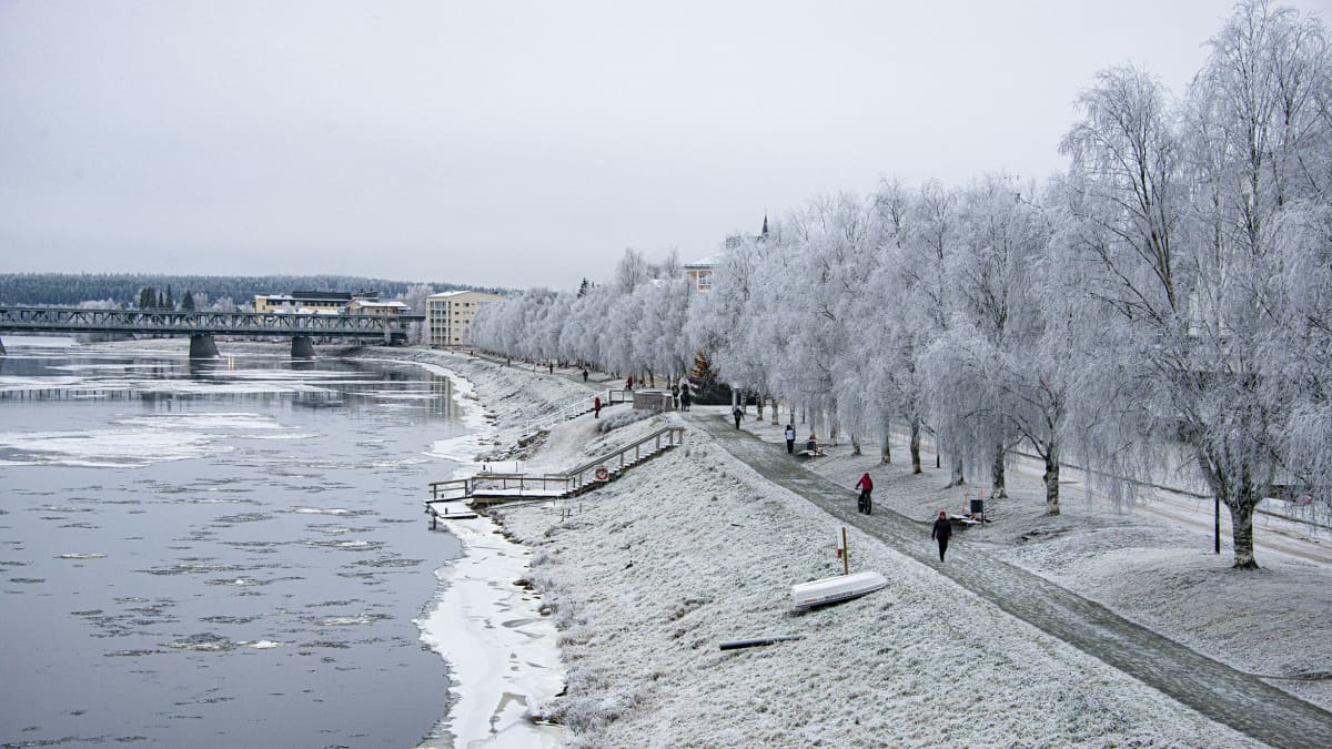 Rovaniemen keskustaa, Koskenranta marraskuussa